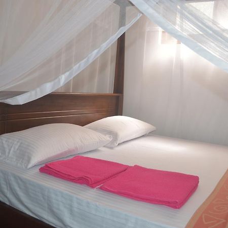 Chamod Holiday Home Tangalle Exterior foto